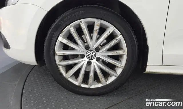 Volkswagen Jetta 2011 1.6 автомат (гидро), миниатюра 5 Volkswagen Jetta 2011 1.6 автомат (гидро), миниатюра 5