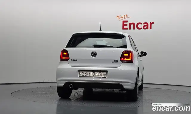 Volkswagen Polo 2015 1.4 автомат (гидро), миниатюра 4 Volkswagen Polo 2015 1.4 автомат (гидро), миниатюра 4