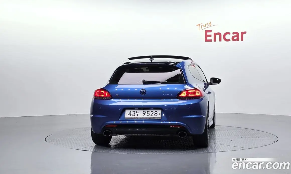 Volkswagen Scirocco 2013 2.0 автомат (гидро), фото 4 Volkswagen Scirocco 2013 2.0 автомат (гидро), фото 4