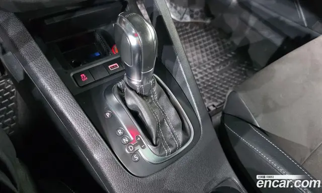 Volkswagen Scirocco 2013 2.0 автомат (гидро), миниатюра 9 Volkswagen Scirocco 2013 2.0 автомат (гидро), миниатюра 9