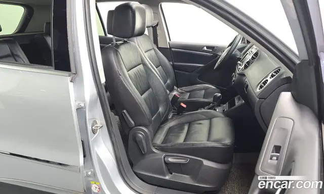 Volkswagen Tiguan 2012 2.0 автомат (гидро), миниатюра 12