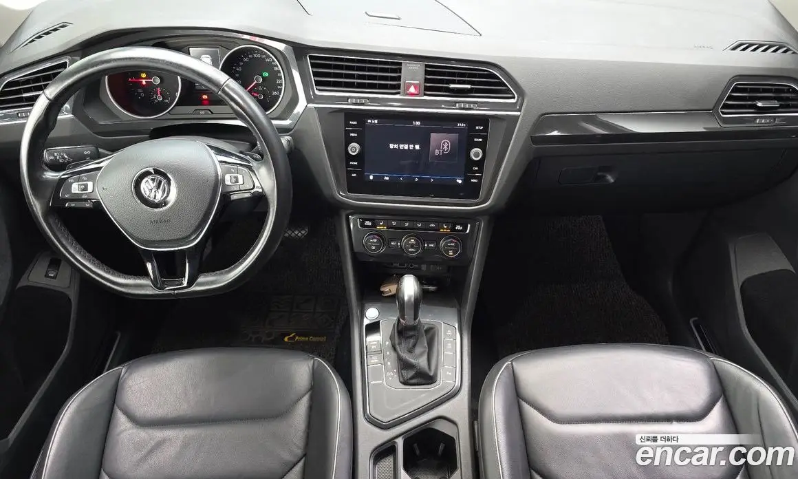 Volkswagen Tiguan 2018 2.0 автомат (гидро), фото 7 Volkswagen Tiguan 2018 2.0 автомат (гидро), фото 7