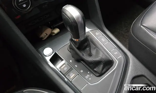 Volkswagen Tiguan 2018 2.0 автомат (гидро), миниатюра 9 Volkswagen Tiguan 2018 2.0 автомат (гидро), миниатюра 9