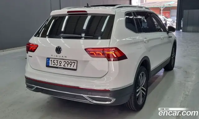 Volkswagen Tiguan 2022 2.0 автомат (гидро), миниатюра 2