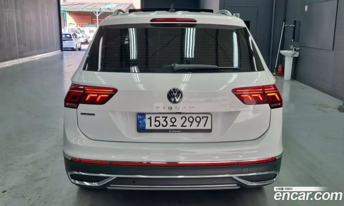 Volkswagen Tiguan 2022 2.0 автомат (гидро), фото 4