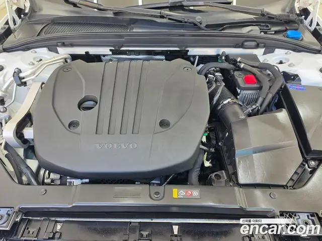 Volvo V60 2021 2.0 автомат (гидро), миниатюра 6