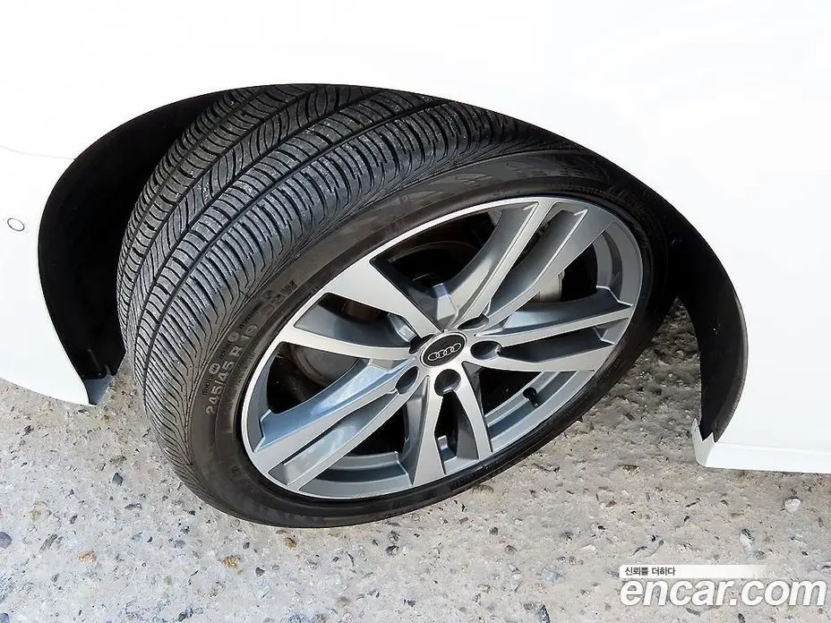 Audi A6 2023 2.0 автомат (гидро), фото 20