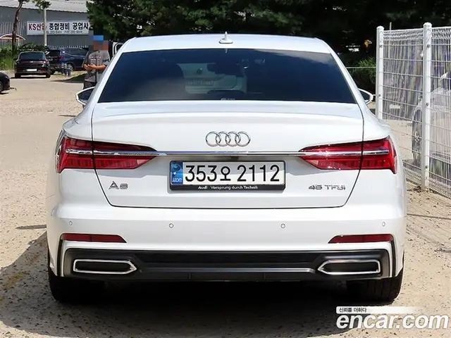 Audi A6 2023 2.0 автомат (гидро), миниатюра 4