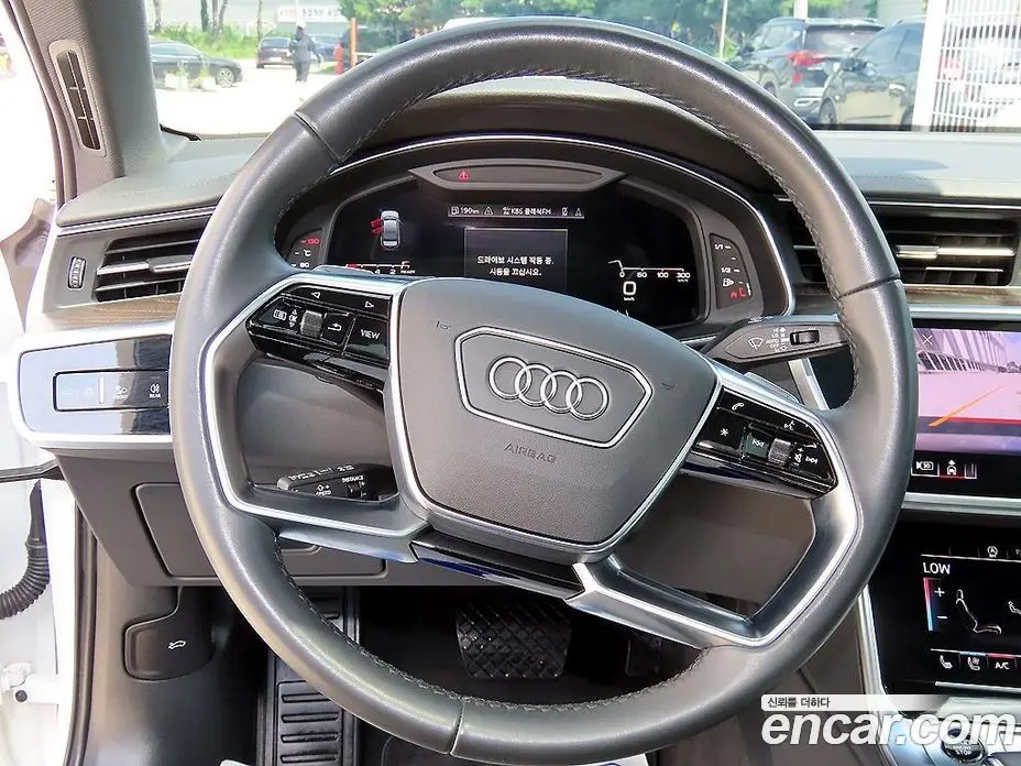 Audi A6 2023 2.0 автомат (гидро), фото 8