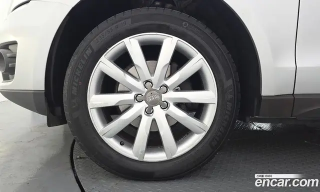 Audi Q5 2009 2.0 автомат (гидро), миниатюра 5