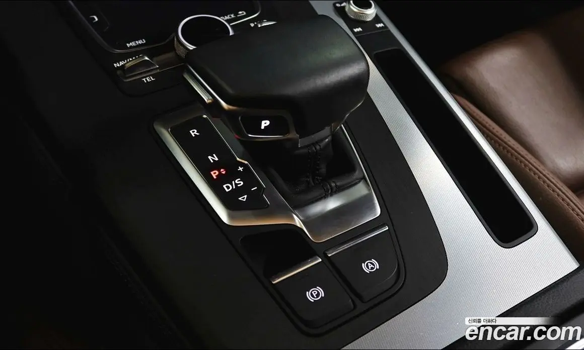 Audi Q5 2020 2.0 автомат (гидро), фото 15