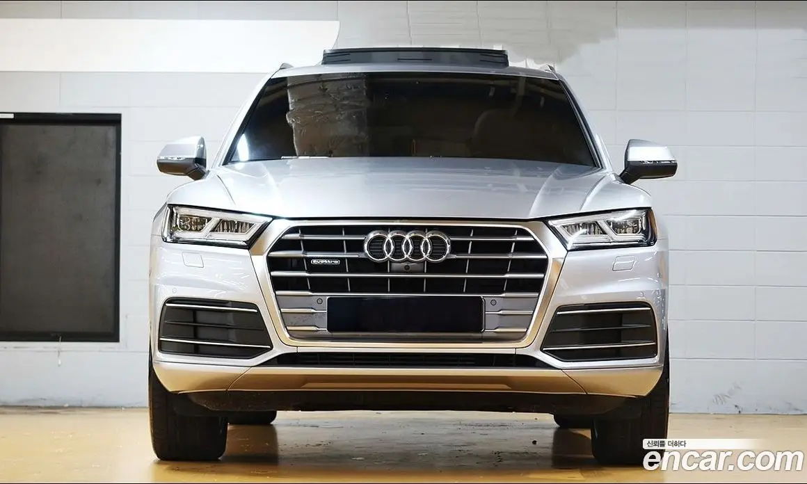 Audi Q5 2020 2.0 автомат (гидро), фото 3