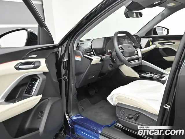Audi Q5 2025 2.0 автомат (гидро), миниатюра 12