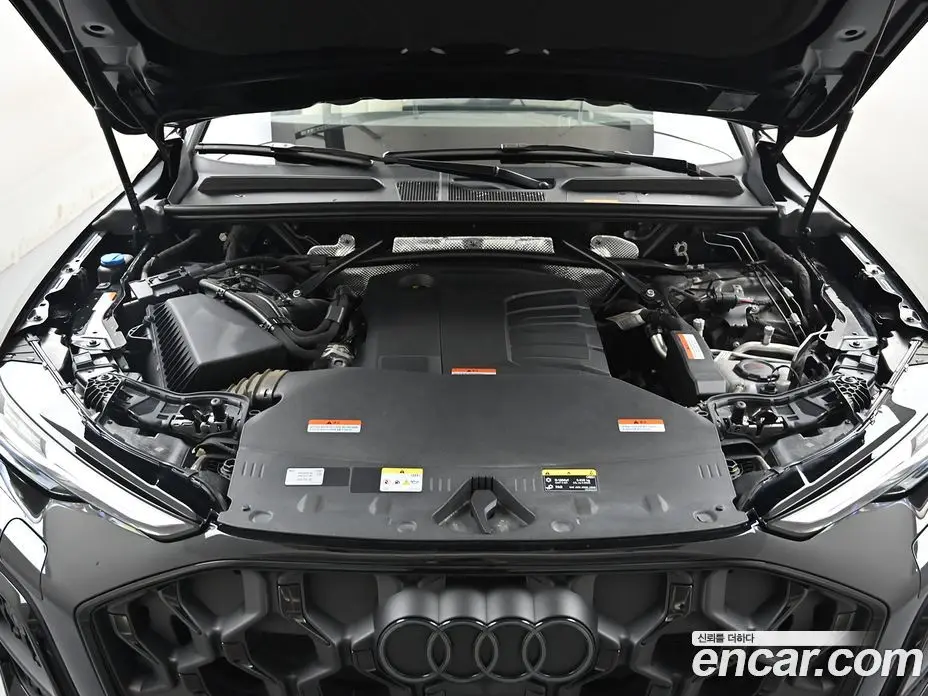 Audi Q5 2025 2.0 автомат (гидро), фото 6