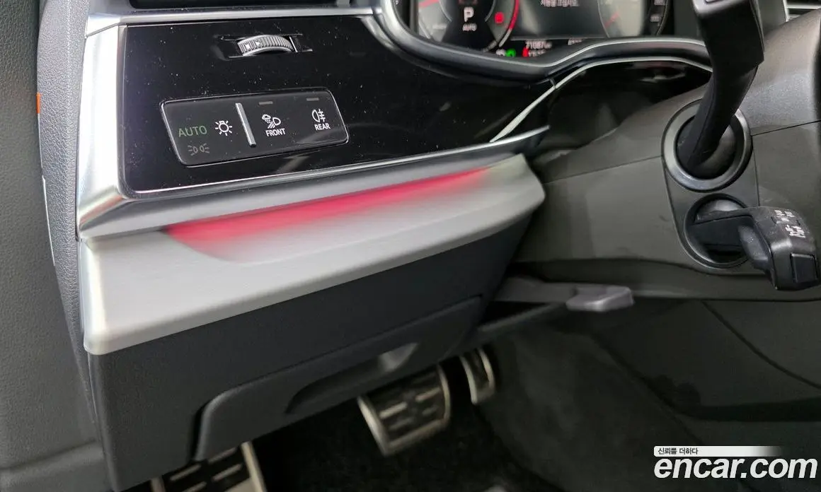 Audi Q7 2022 3.0 автомат (гидро), фото 14