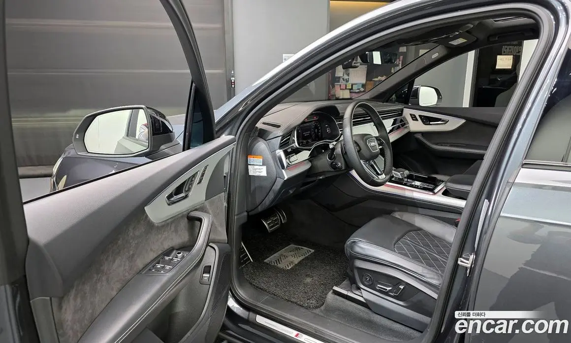 Audi Q7 2022 3.0 автомат (гидро), фото 10