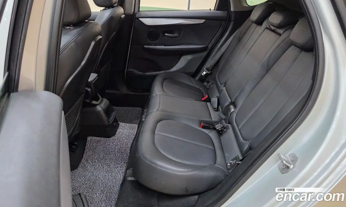 BMW 2 серия 2015 2.0 автомат (гидро), фото 15 BMW 2 серия 2015 2.0 автомат (гидро), фото 15