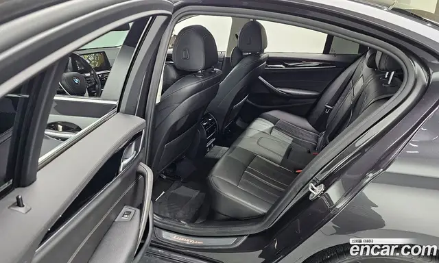BMW 5 серия 2018 2.0 автомат (гидро), миниатюра 12