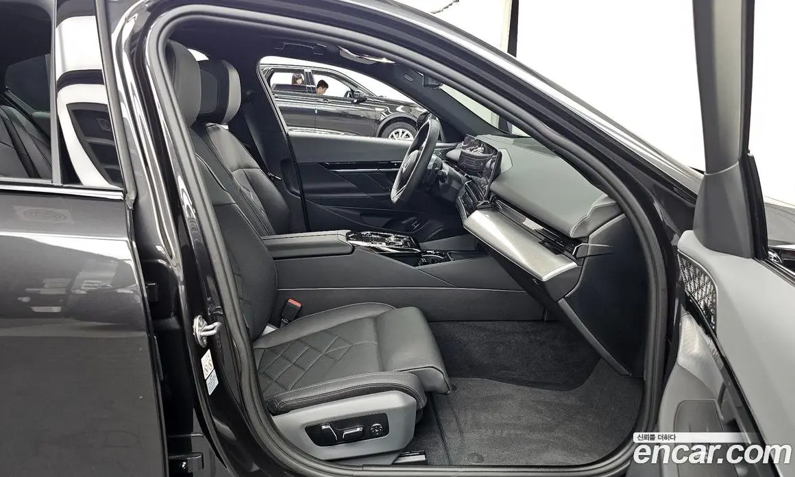 BMW 5 серия 2024 2.0 автомат (гидро), фото 11 BMW 5 серия 2024 2.0 автомат (гидро), фото 11