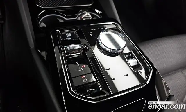 BMW 5 серия 2024 2.0 автомат (гидро), миниатюра 9 BMW 5 серия 2024 2.0 автомат (гидро), миниатюра 9