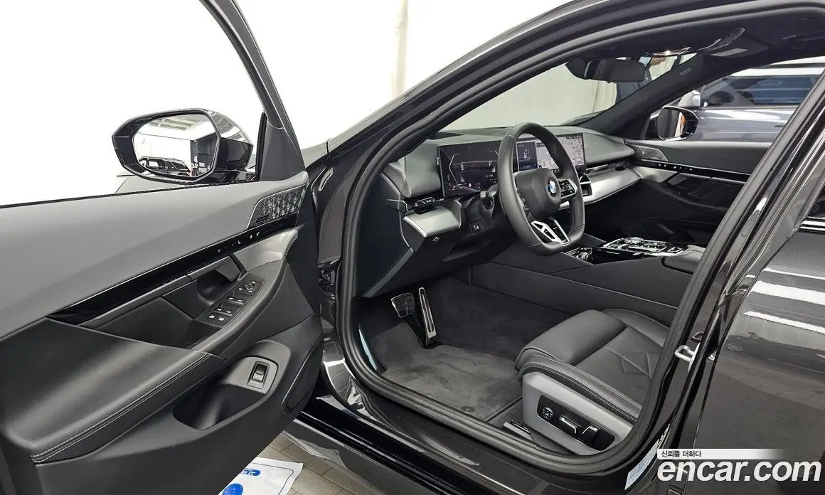 BMW 5 серия 2024 2.0 автомат (гидро), фото 10 BMW 5 серия 2024 2.0 автомат (гидро), фото 10