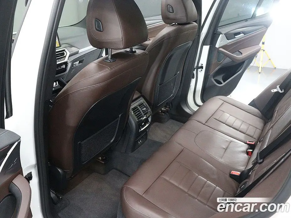 BMW X3 2024 2.0 автомат (гидро), фото 15 BMW X3 2024 2.0 автомат (гидро), фото 15