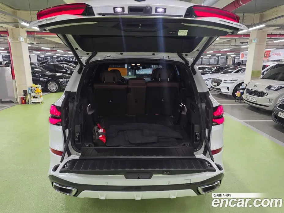 BMW X5 2024 3.0 автомат (гидро), фото 7