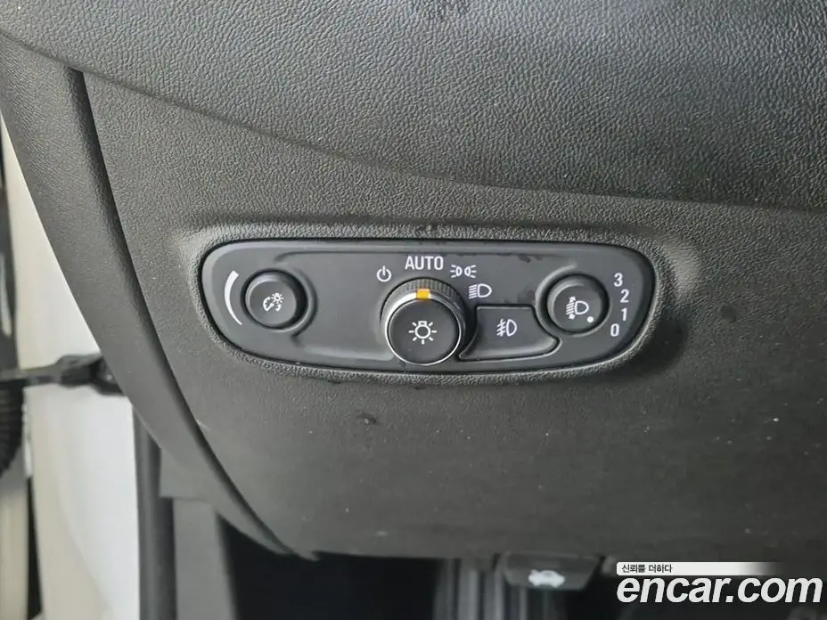 Chevrolet Equinox 2020 1.6 автомат (гидро), фото 17 Chevrolet Equinox 2020 1.6 автомат (гидро), фото 17