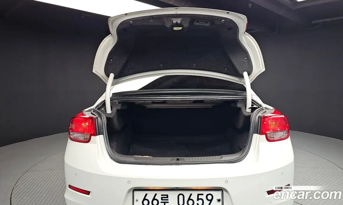 Chevrolet Malibu 2015 2.0 автомат (гидро), фото 20