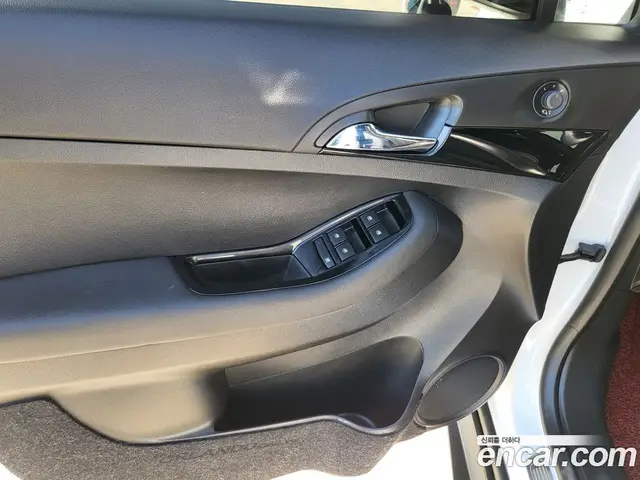 Chevrolet Orlando 2017 1.6 автомат (гидро), миниатюра 12