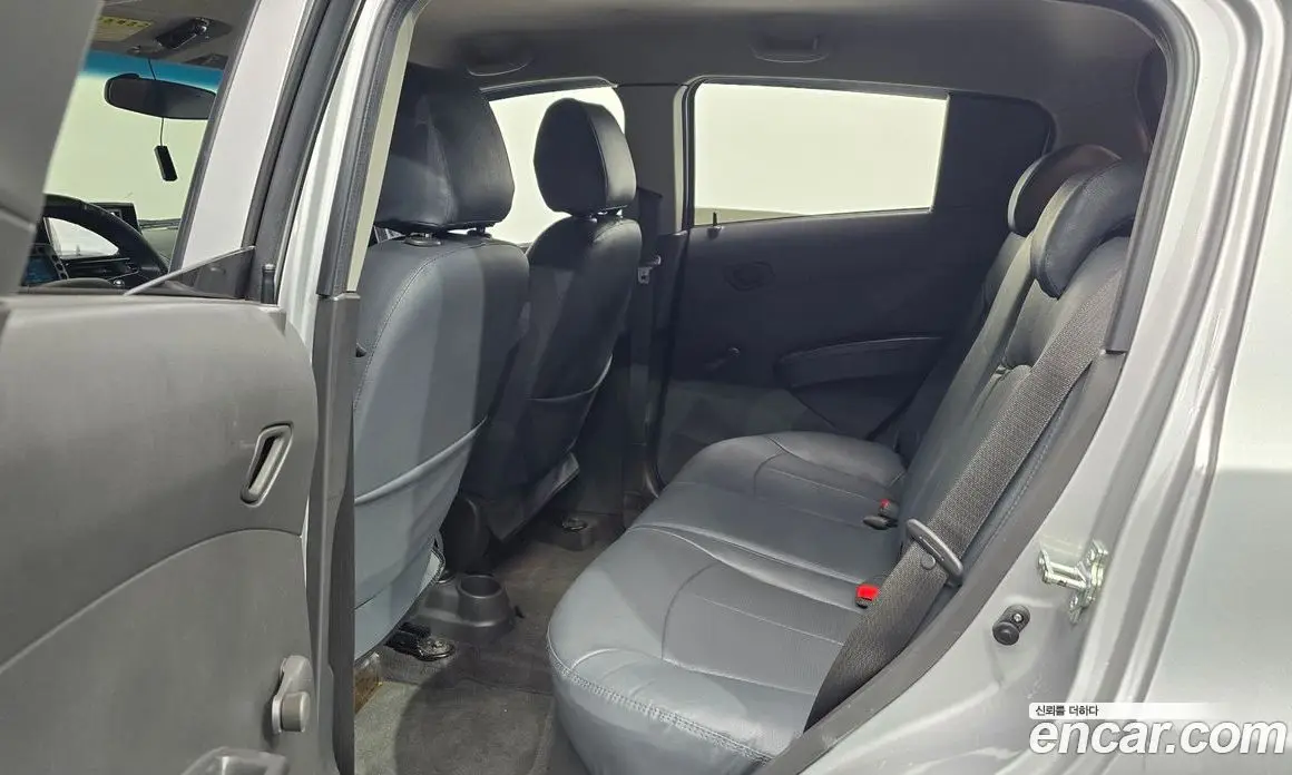 Chevrolet Spark 2011 1.0 автомат (гидро), фото 12 Chevrolet Spark 2011 1.0 автомат (гидро), фото 12