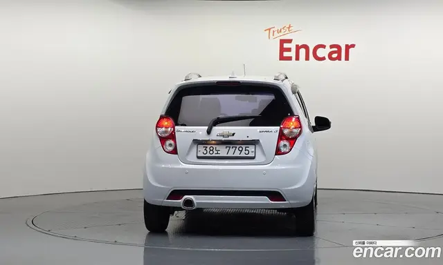 Chevrolet Spark 2013 1.0 автомат (гидро), миниатюра 4