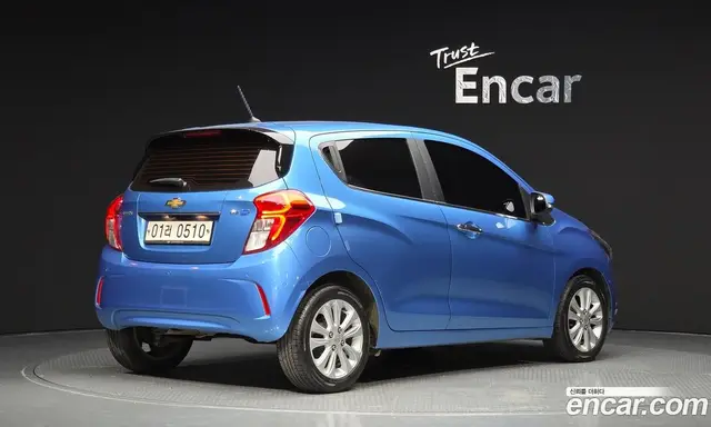 Chevrolet Spark 2015 1.0 автомат (гидро), миниатюра 2