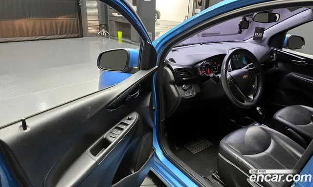 Chevrolet Spark 2015 1.0 автомат (гидро), миниатюра 11