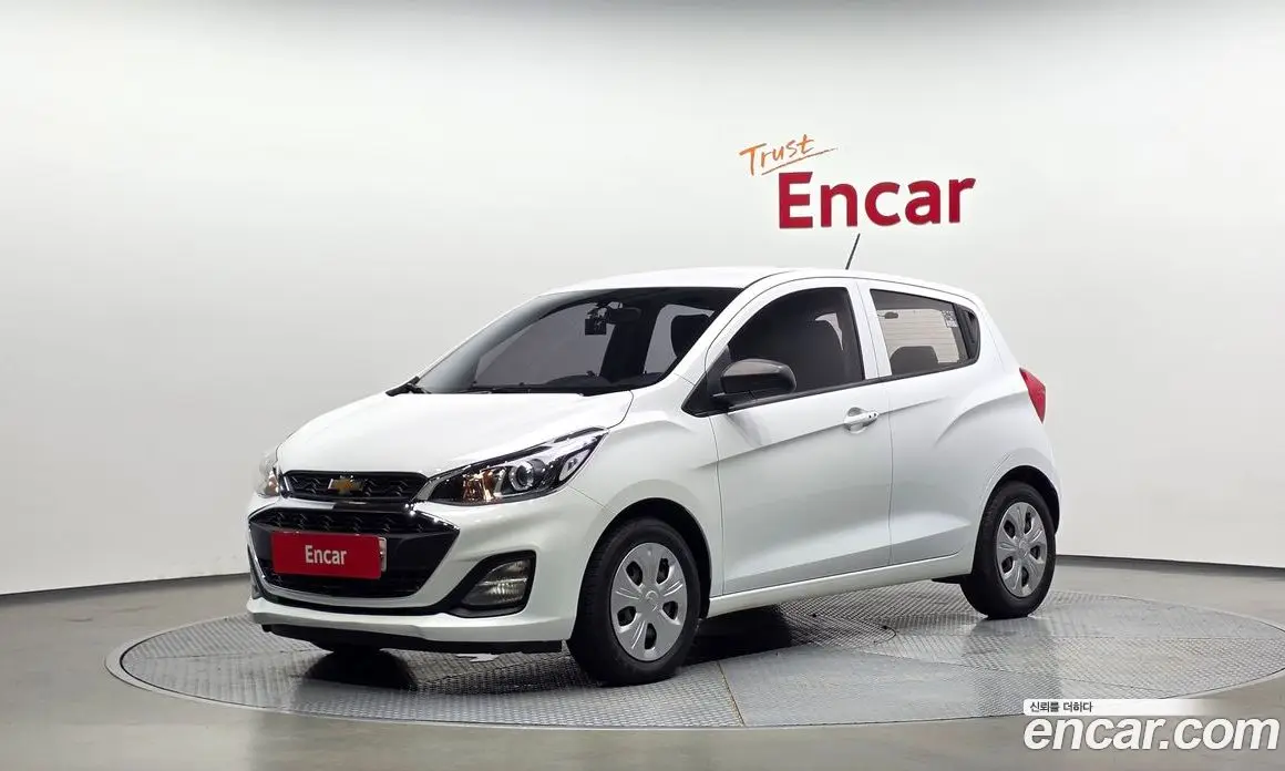 Chevrolet Spark 2018 1.0 автомат (гидро), фото 1 Chevrolet Spark 2018 1.0 автомат (гидро), фото 1
