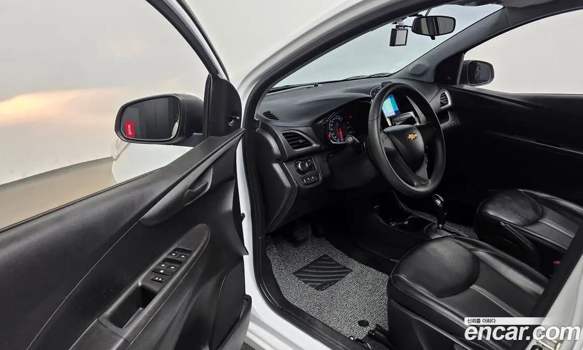 Chevrolet Spark 2018 1.0 автомат (гидро), фото 10 Chevrolet Spark 2018 1.0 автомат (гидро), фото 10