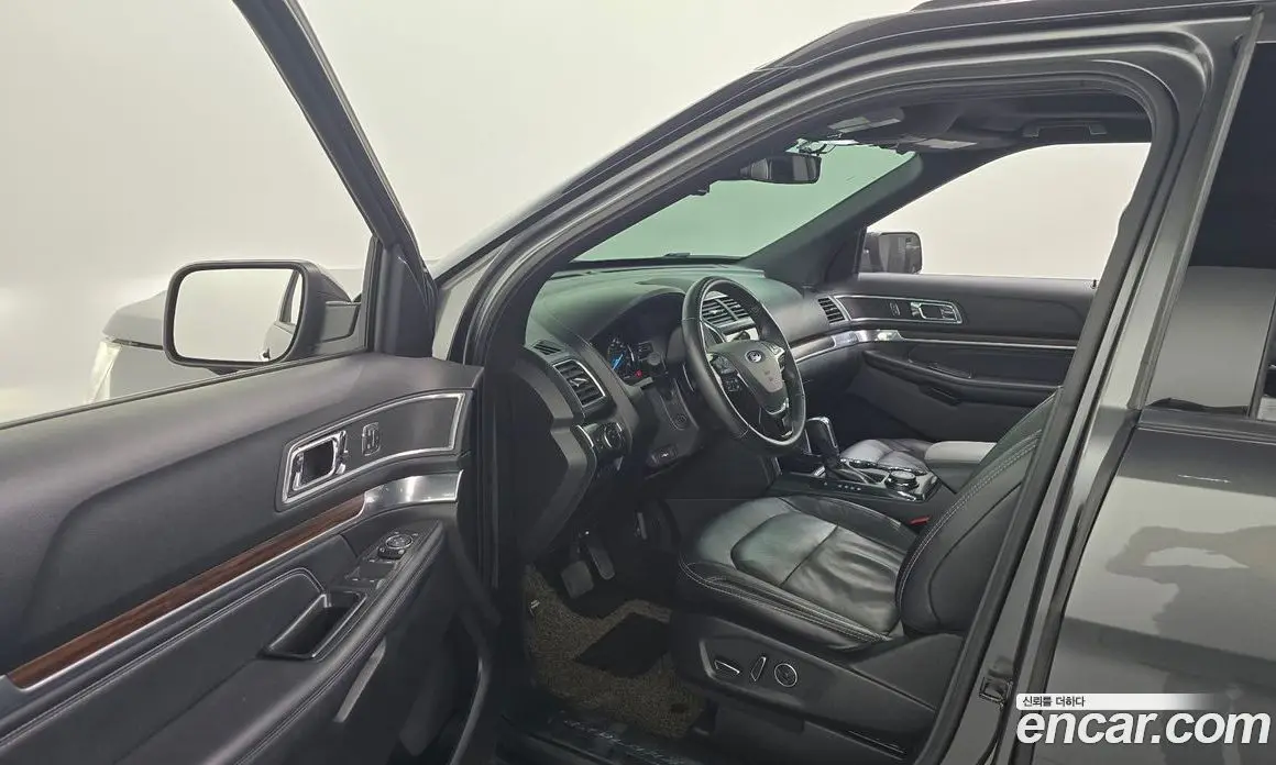 Ford Explorer 2017 2.3 автомат (гидро), фото 10 Ford Explorer 2017 2.3 автомат (гидро), фото 10