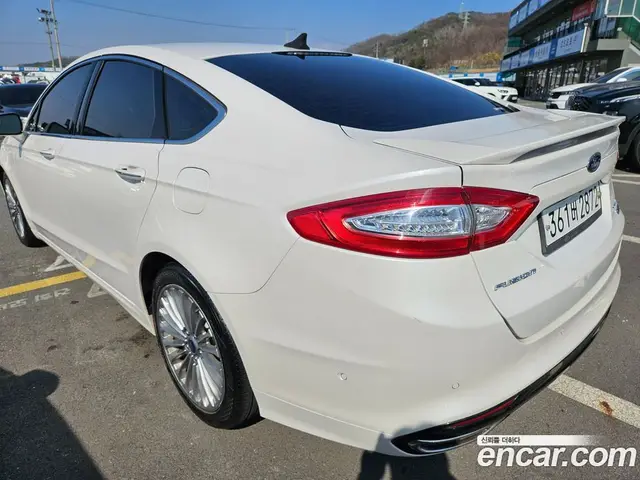 Ford Fusion 2013 2.0 автомат (гидро), миниатюра 2 Ford Fusion 2013 2.0 автомат (гидро), миниатюра 2