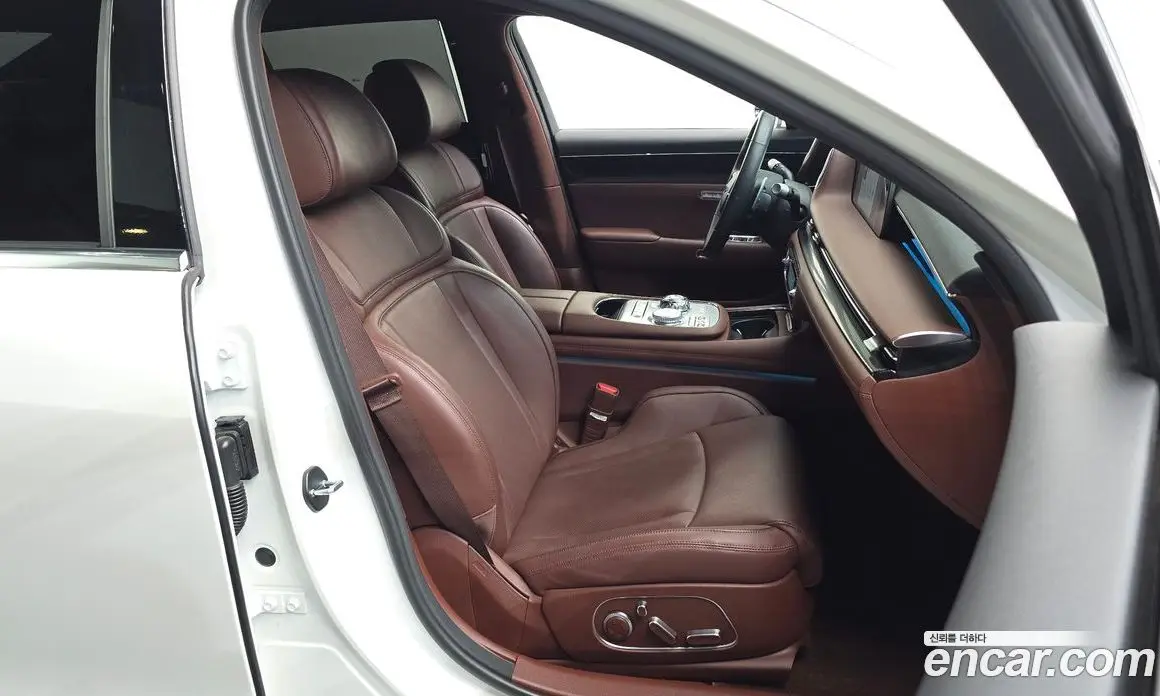 Genesis G90 2022 3.5 автомат (гидро), фото 12 Genesis G90 2022 3.5 автомат (гидро), фото 12