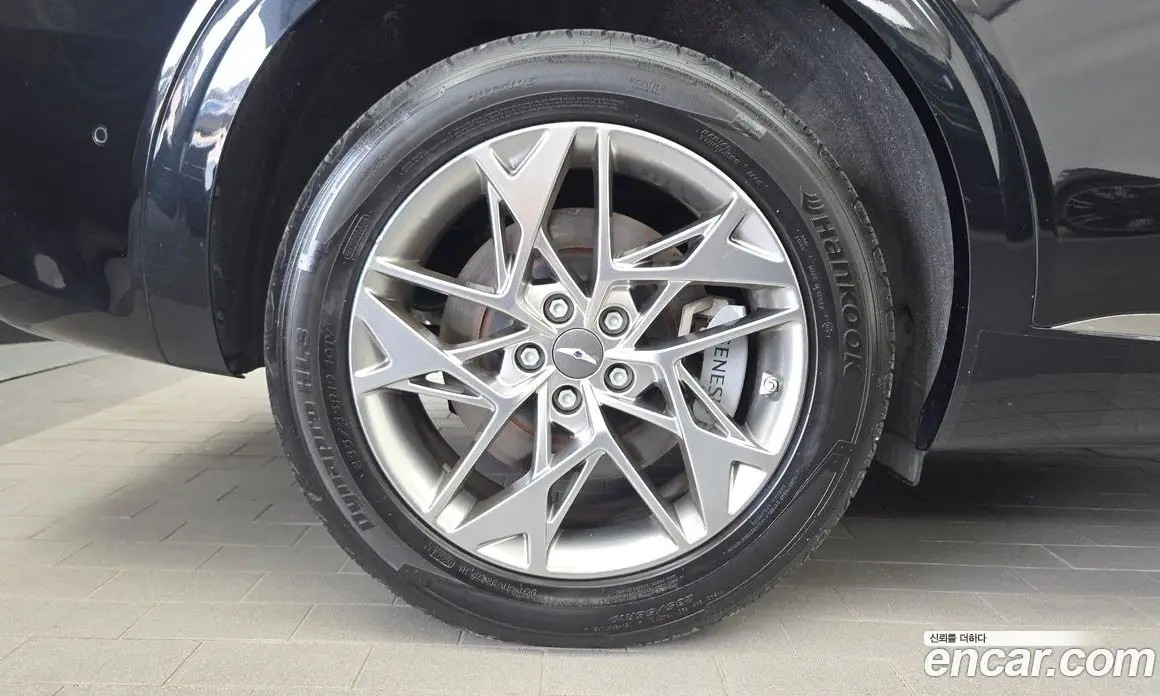 Genesis GV70 2022 2.5 автомат (гидро), фото 5 Genesis GV70 2022 2.5 автомат (гидро), фото 5