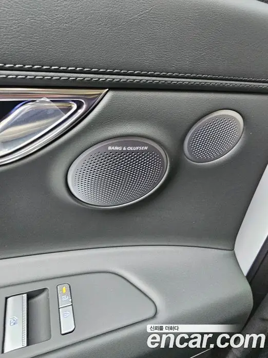 Genesis GV80 2025 2.5 автомат (гидро), фото 14 Genesis GV80 2025 2.5 автомат (гидро), фото 14