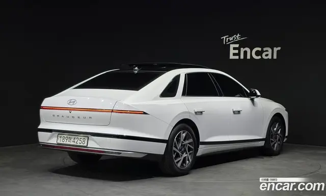 Hyundai Grandeur 2023 1.6 автомат (гидро), миниатюра 2