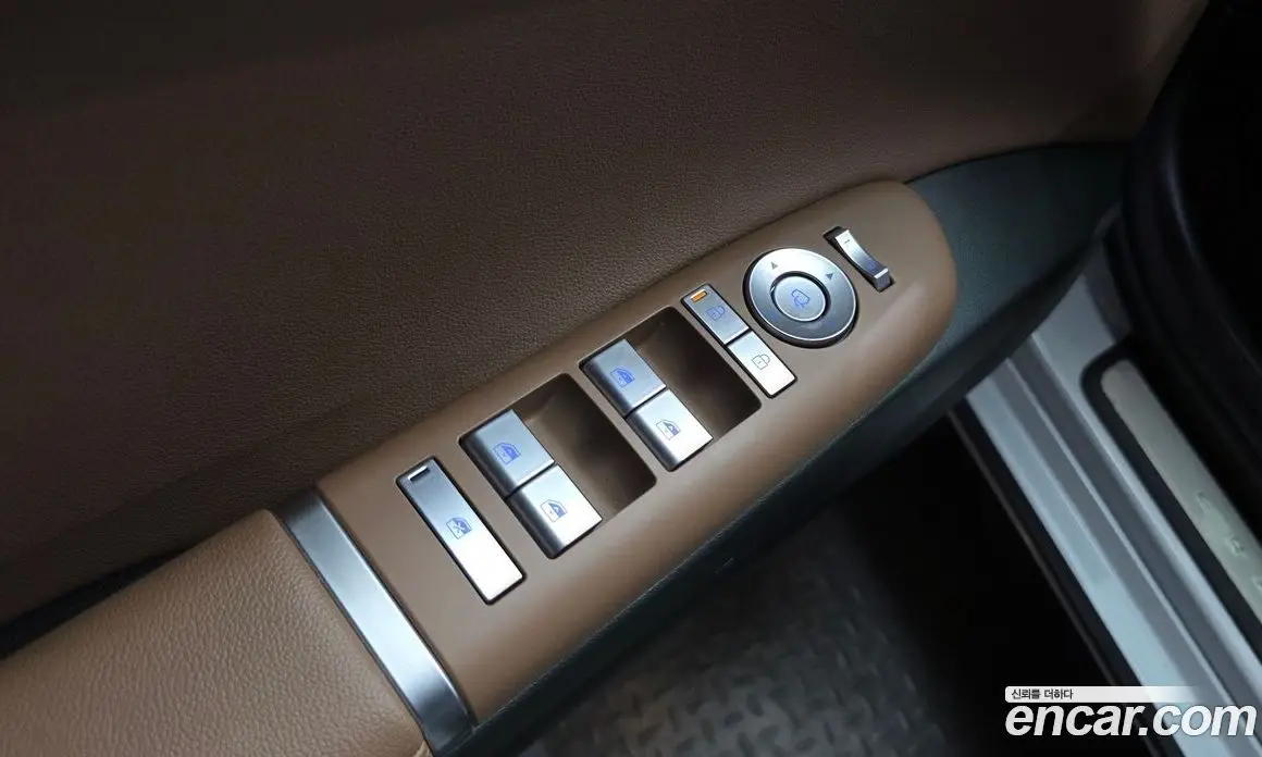 Hyundai Grandeur 2023 1.6 автомат (гидро), фото 13