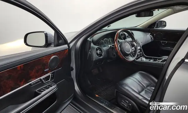 Jaguar XJ 2014 3.0 автомат (гидро), миниатюра 10