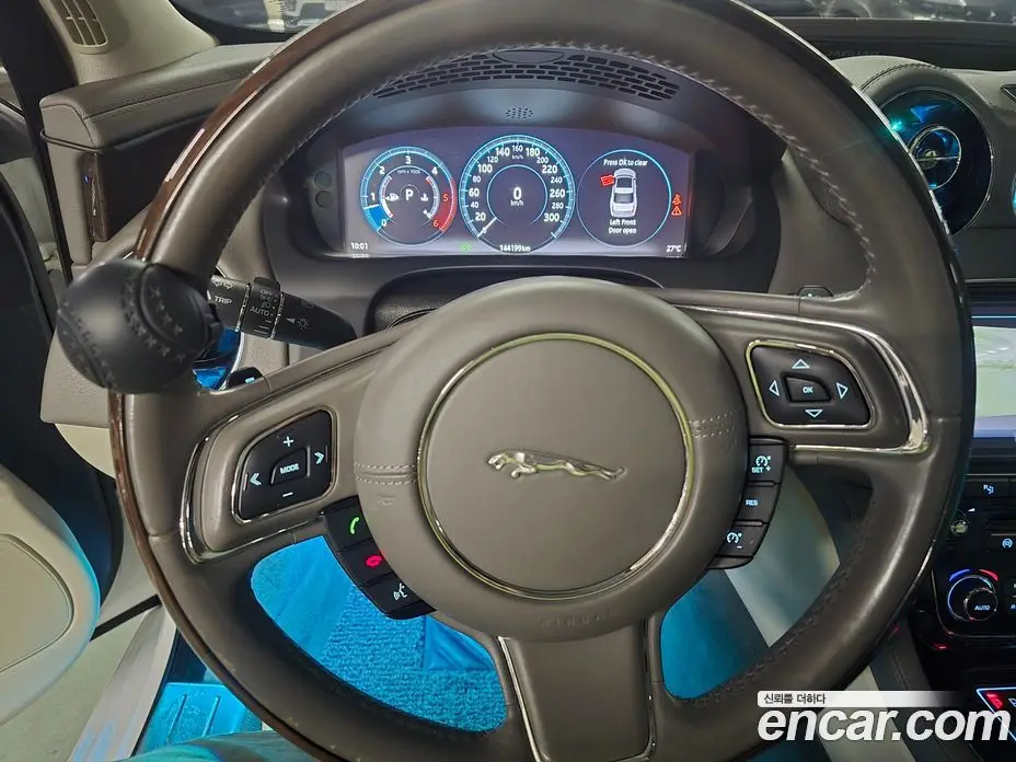 Jaguar XJ 2016 3.0 автомат (гидро), фото 8