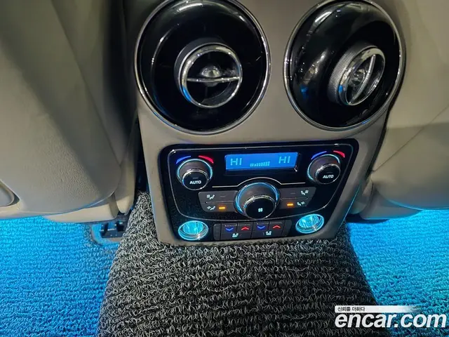 Jaguar XJ 2016 3.0 автомат (гидро), миниатюра 9