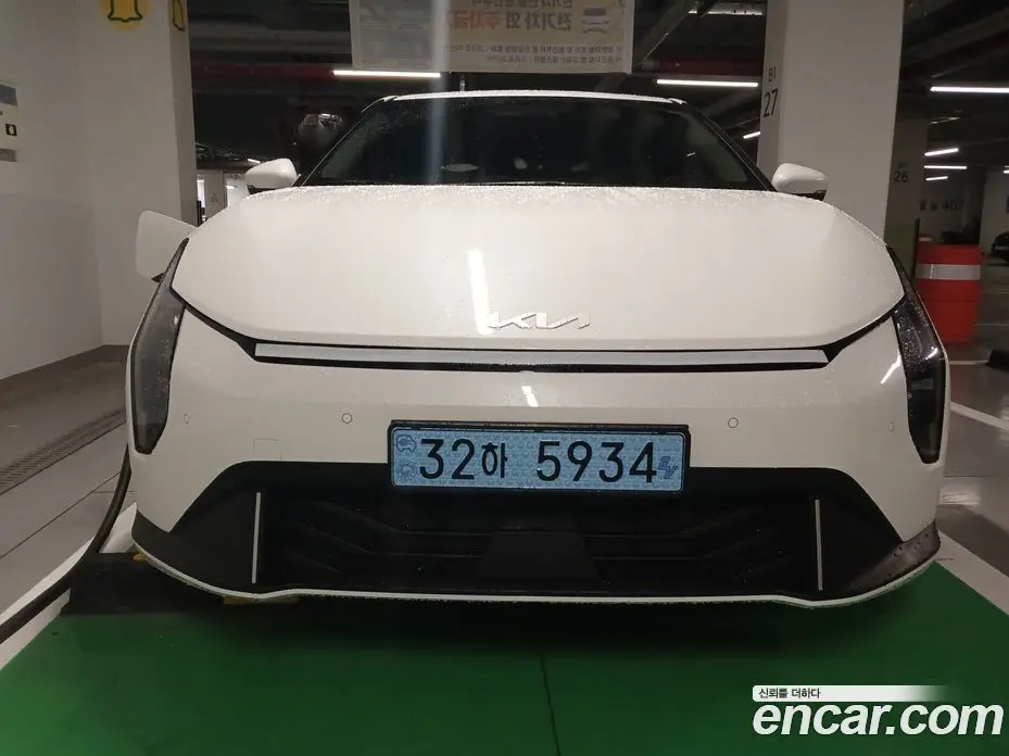 Kia EV4 2025 автомат (гидро), фото 3