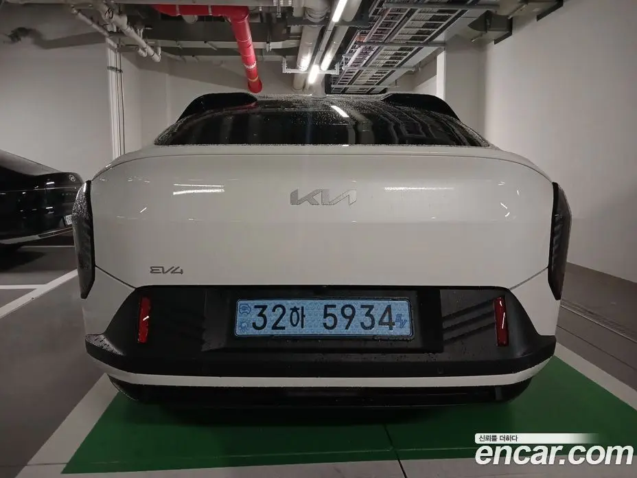 Kia EV4 2025 автомат (гидро), фото 4