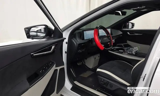 Kia EV6 2023 0.1 автомат (гидро), миниатюра 10 Kia EV6 2023 0.1 автомат (гидро), миниатюра 10