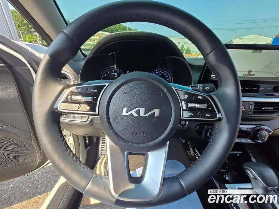 Kia K3 2024 1.6 автомат (гидро), фото 17